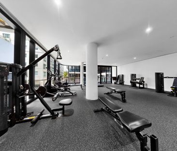 Luxury Opera Apartment Complex - Photo 6