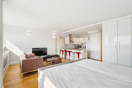 5 bedroom flat to rent - Photo 3