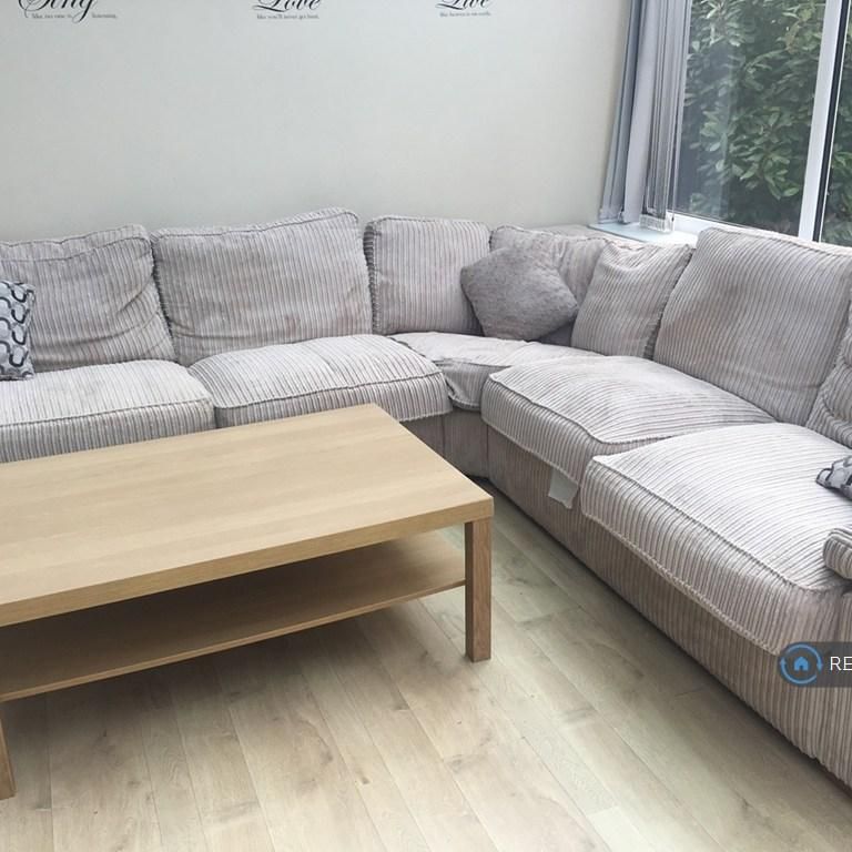 5 bedroom detached house to rent - Photo 1