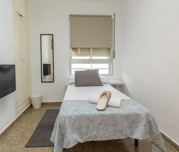 Calle de Saint Exupéry, Málaga, Andalusia 29007 - Photo 5