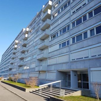 Appartement spacieux de 6 pièces au 2ème étage avec parking - Photo 1