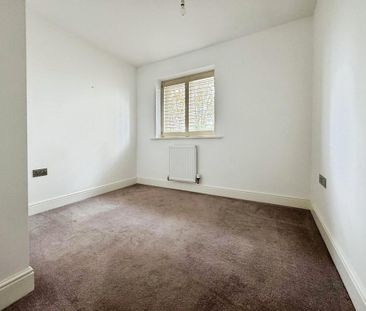 5 bedroom detached house to rent - Photo 1