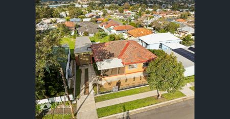 Spacious 4 Bedroom Home with Valley Views & Exceptional Garaging - Photo 3