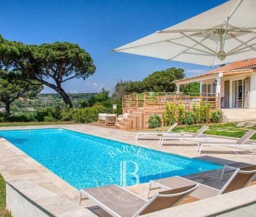 SAINT-TROPEZ - CAPON / PINET - VILLA 4 CHAMBRES - VUE SUR LE CHÂTEAU DE LA MESSARDIERE - Photo 5