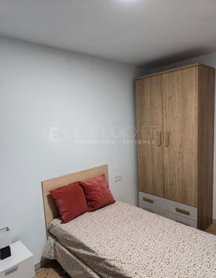 Piso de alquiler en Calle Fernando de la Peña, 24, Salesas - Photo 1