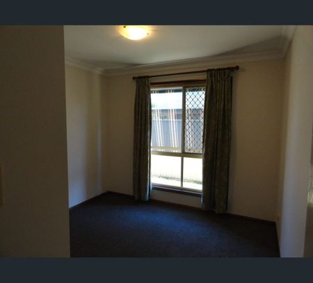 29 Wood Drive, Middle Ridge, Qld 4350 - Photo 2