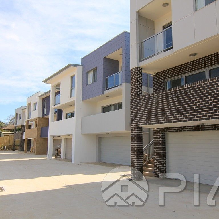 Awesome Specs, Massive Interiors, Perfect Home!! - Photo 1