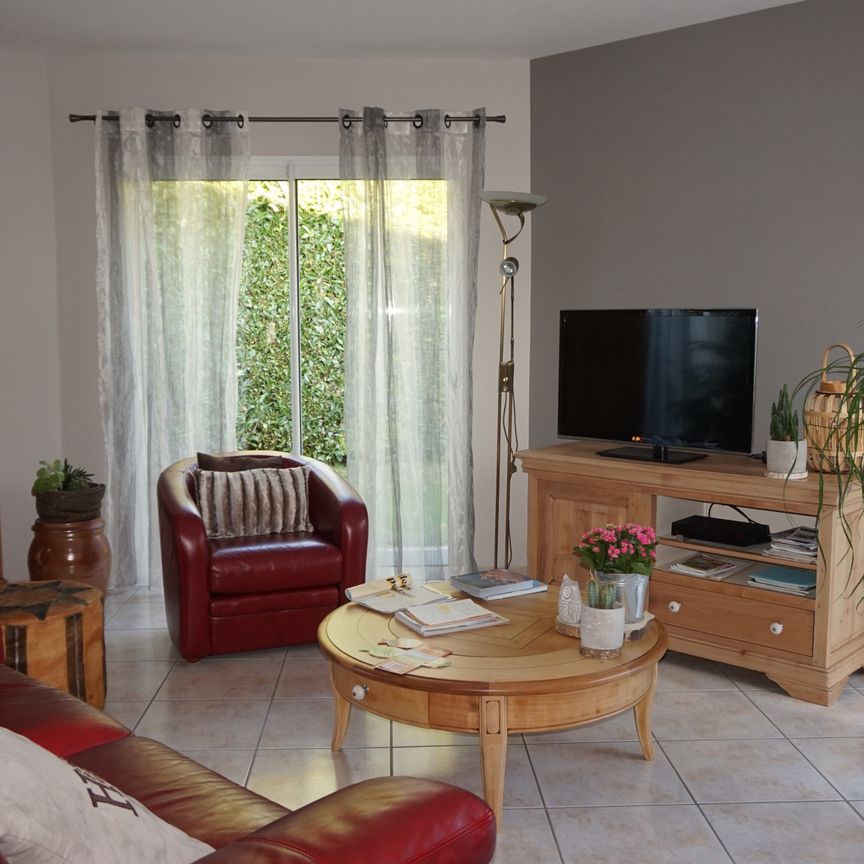 LOCATION MAISON 2 CHAMBRES - Photo 1