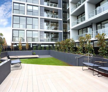 Oversized Apartment with Flexi Room! - Photo 6