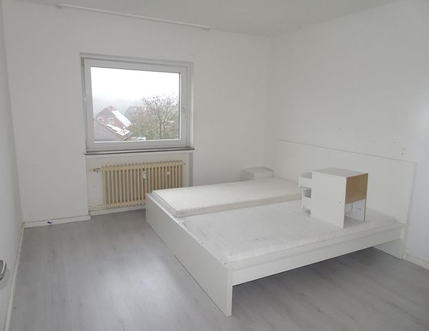 4 Zimmer Wohnung - auch ideal für Soldaten-WG - Foto 1