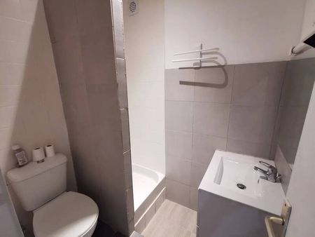 Appartement à louer - Nîmes 1 pièce de 23.63 m² - Photo 5