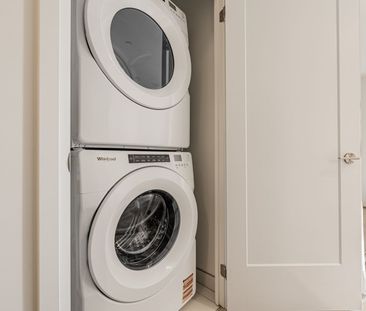 For Lease - 20 Soudan Avenue Unit# 911, Toronto, Ontario - Photo 1