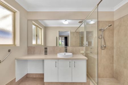 Port Kennedy - Photo 4