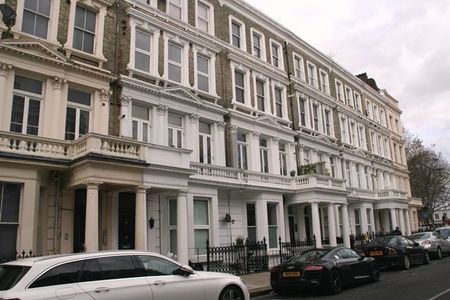 1 Bed Flat, Barons Court Road, W14 - Photo 3