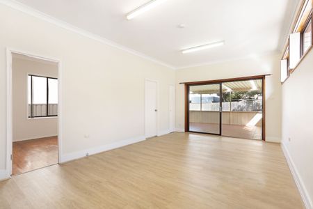 20 Cooleen Street - Photo 3