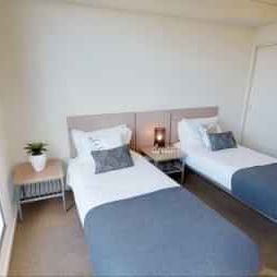 1 Bedroom Twin Large - Photo 2