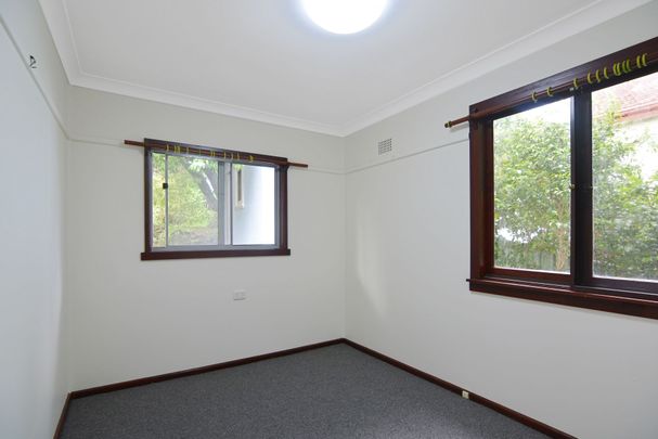 Freshly Updated 4 Bedroom Home in Prime Location - Photo 1