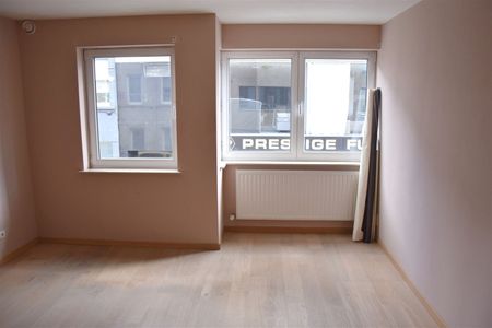 Ruim appartement in het centrum, nabij het station - Foto 4