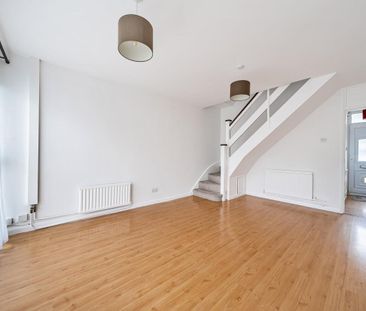 Granville Park, Lewisham, London, SE13 - Photo 3