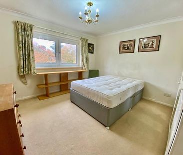 East Cliff Crag Head 77 Manor Road, BH1, Bournemouth - Photo 1