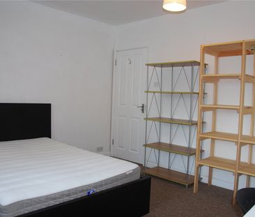 5 bedroom house to rent Lake Road, Chichester, PO19 - Photo 2