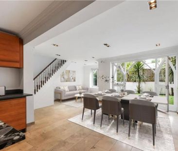 4 bedroom semi-detached house to rent - Photo 5