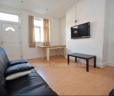 6 Bedroom Student House Flats Hyde Park Leeds - Photo 1