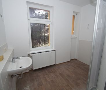 frisch sanierte 2-Zi-Whg mit BALKON, Dusche - Foto 4