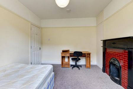 7 bedroom house to rent - Photo 3