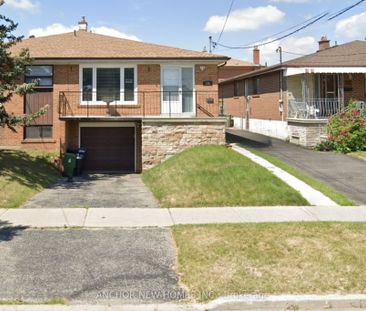 Semi-Detached Home For Lease | W8138708 - Photo 1