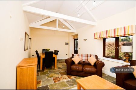 2 bedroom detached house to rent - Photo 3