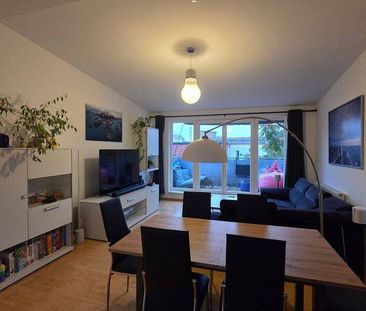 Helle 2-Zimmer-Wohnung mit Balkon in Friedrichshain - möbliert für ... - Foto 1
