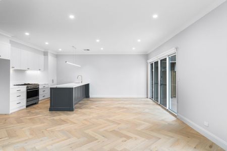 Brand New Luxury Living in the Heart of Moss Vale - Photo 2