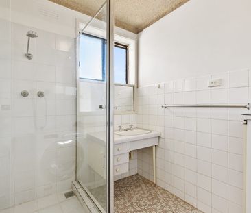 A Prime Location Gem - Photo 6