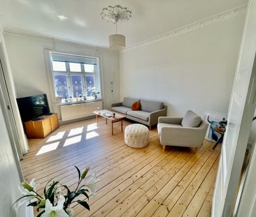 Super flot herskabelig 3-værelses lejlighed - Photo 2