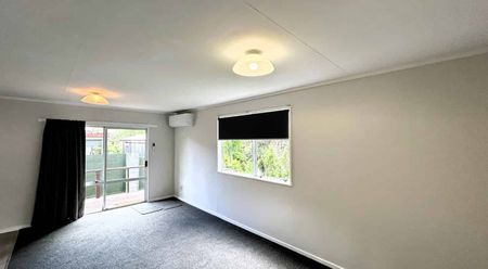 THREE BEDROOMS - Photo 3