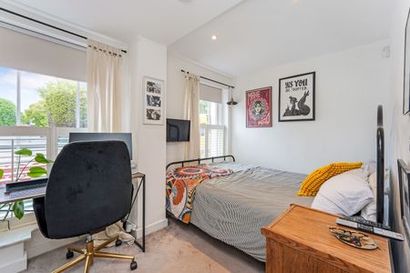 Sheen Road, Richmond, TW9 flat to rent - Photo 2