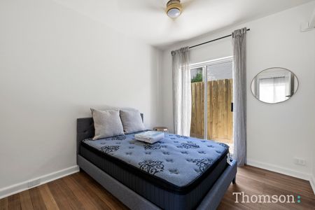 Charming & Fully Furnished Apartment with Private Courtyard in the Heart of Carnegie - Photo 3
