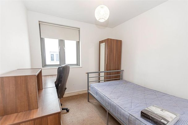 4 bedroom apartment to rent - Photo 1