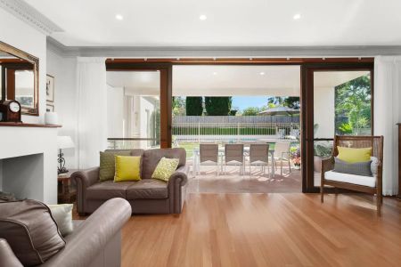 Rare peninsula opportunity on a 809sqm block with 20m frontage - Photo 4