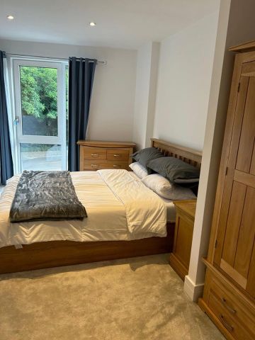 1 Bed Flat, Montagu House, W12 - Photo 4