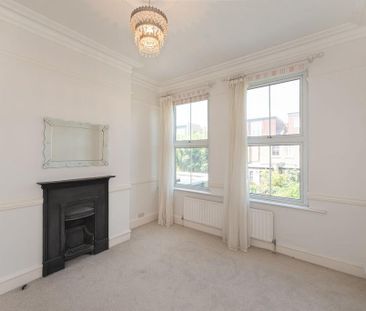 5 bedroom terraced house to rent - Photo 2