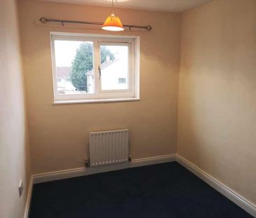 Kirkwall Crescent, Thurnby Lodge, LE5 - Photo 3
