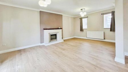 4 bedroom semi-detached house to rent - Photo 2