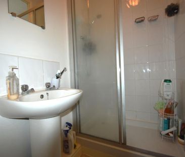 5 bedroom terraced house to rent - Photo 4