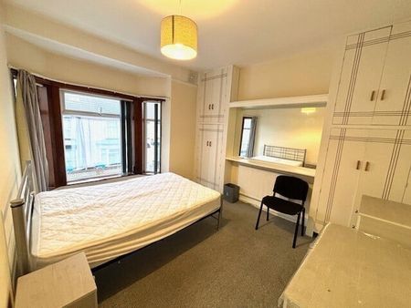 Falmouth Street, Hull - Photo 3