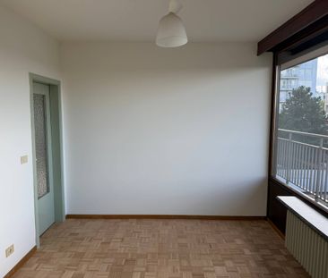 Appartement te huur in Antwerpen met 3 slaapkamers - Photo 2