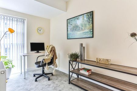 3 bedroom terraced house to rent - Photo 3