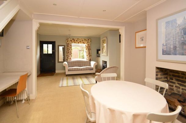 2 bedroom terraced house to rent - Photo 1