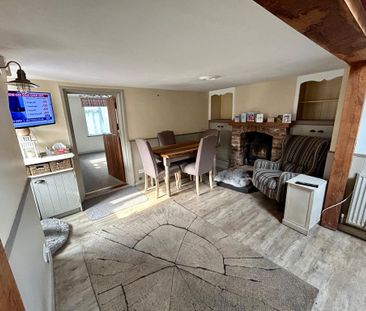 3 bedroom semi-detached house to rent - Photo 5